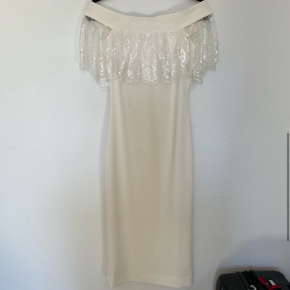 Dress the Population Alice Off the Shoulder Lace Midi Dress in Ivory Size Small - Picture 6 of 9